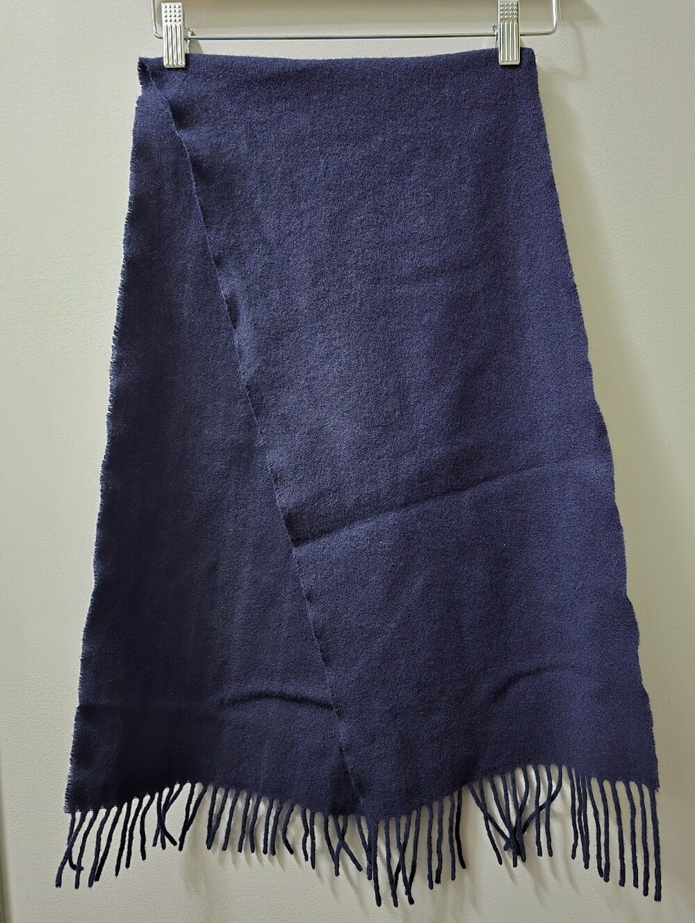 100% Wool Laine Classic Navy Blue Scarf - Unbranded